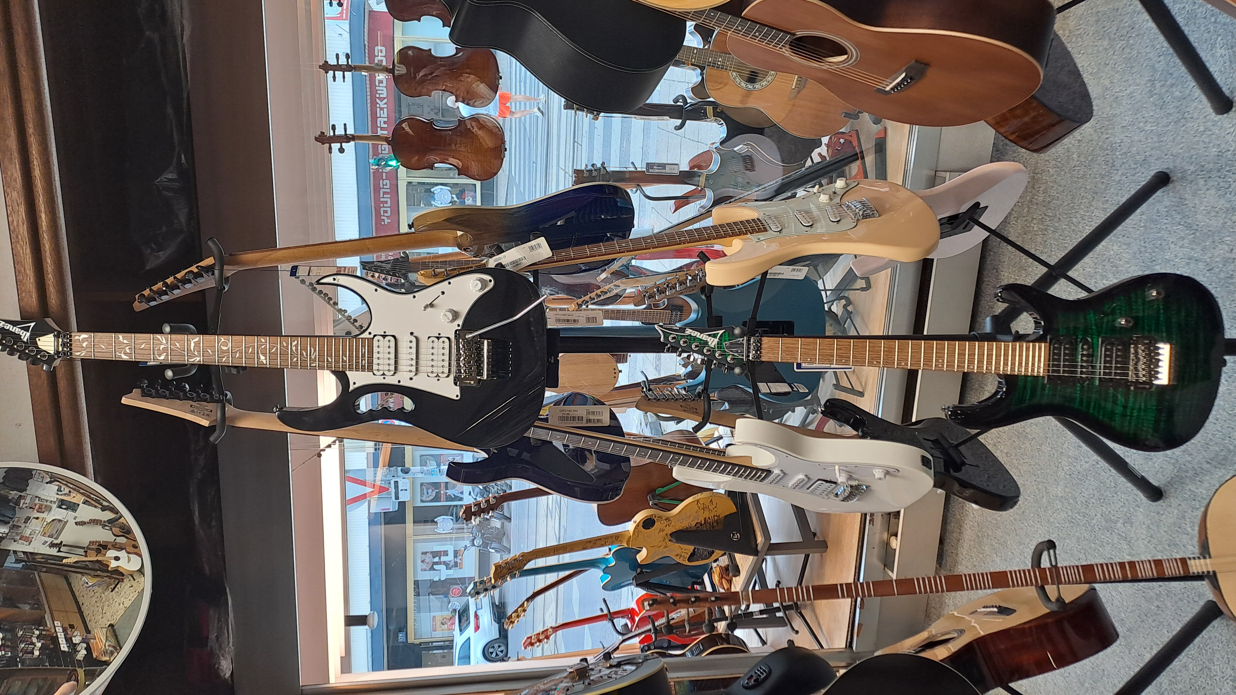 Starkes Sortiment an Elektrogitarren